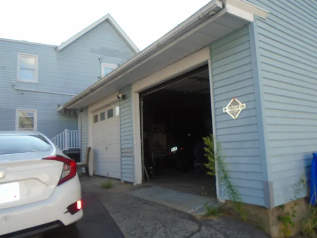 $699,000 | 281 Dubuque Street, Manchester, NH 03102