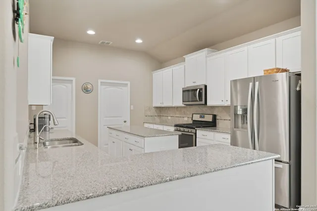 $569,900 | 9743 Monken, Boerne, TX 78006