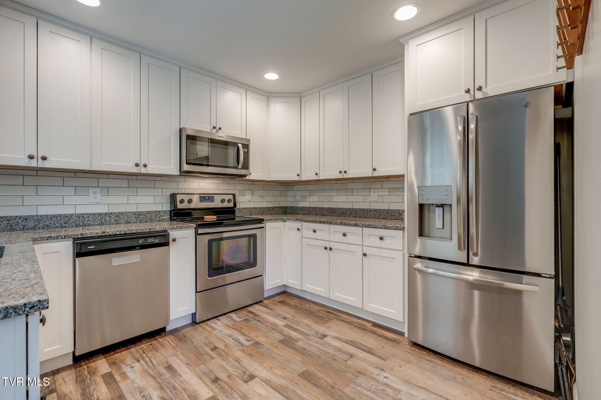 262 Ridge Pointe Johnson City, TN 37604 - Photo 8 of 26 008