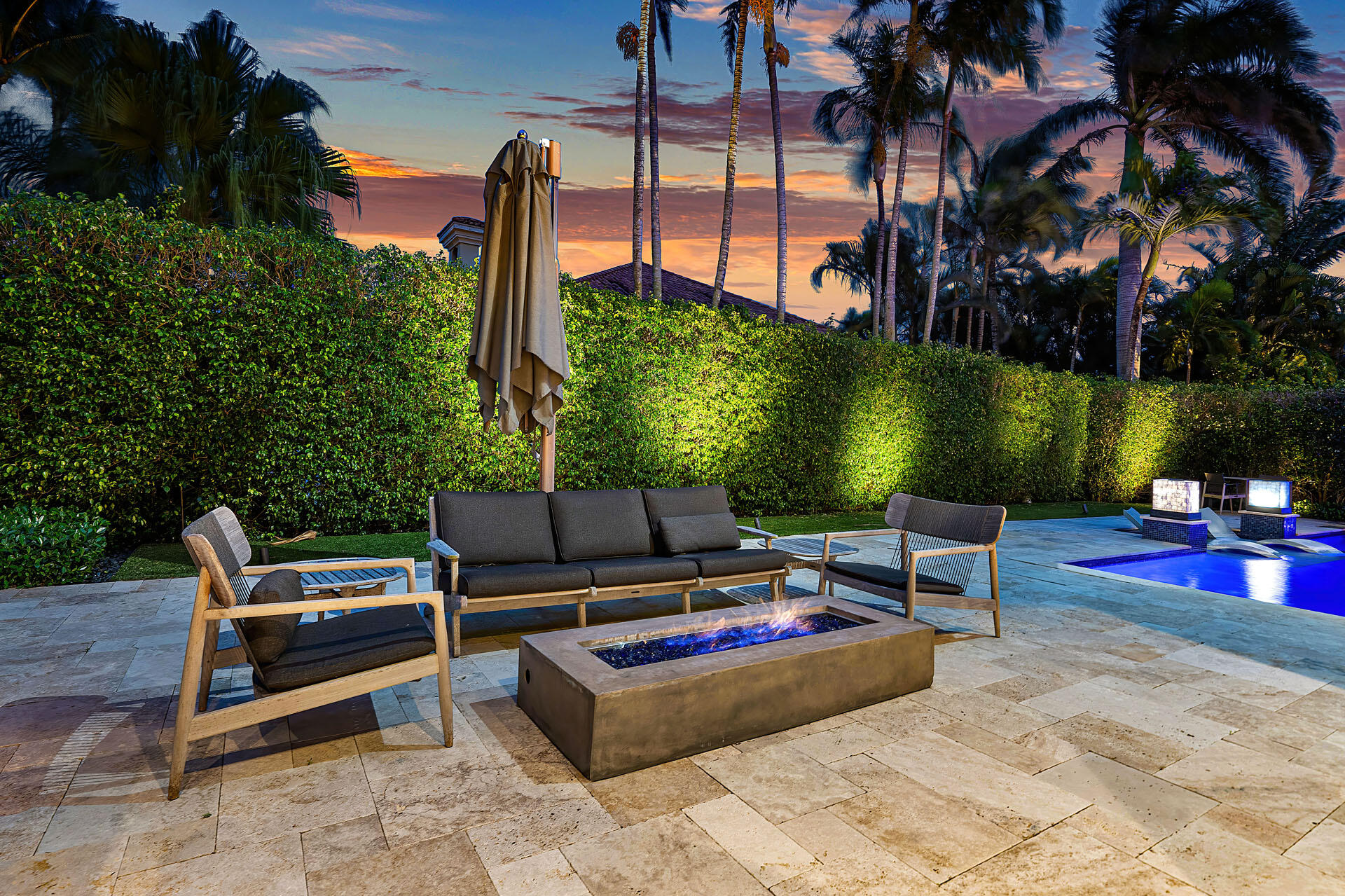 2160 East Silver Palm Road Boca Raton, FL 33432 - Photo 4 of 6 2160_East_Silver_Palm_Road_Dusk_12