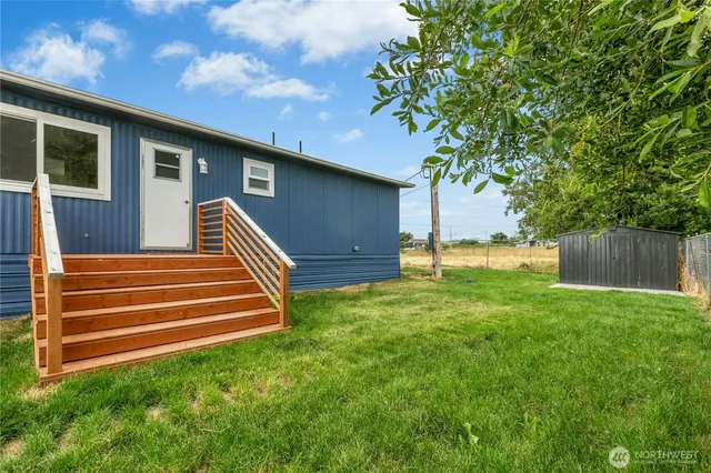 $398,900 | 760 El Toro Street, Coupeville, WA 98239