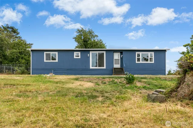 $398,900 | 760 El Toro Street, Coupeville, WA 98239