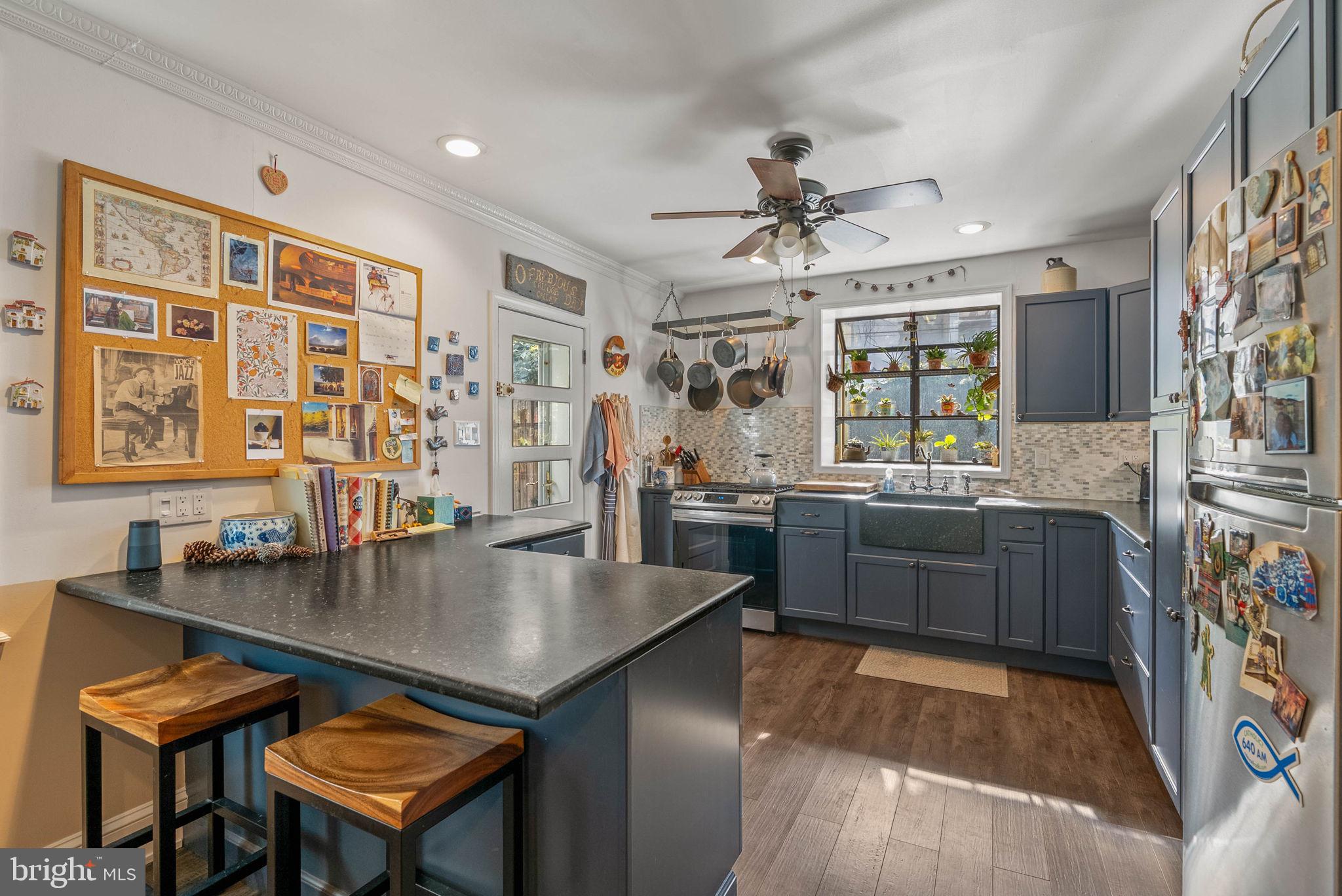 230 Morris Street Philadelphia, PA 19148 - Photo 19 of 53