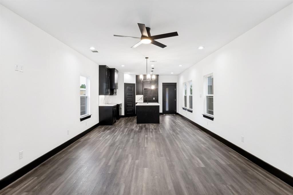 2420 Starks Avenue Dallas, TX 75215 - Photo 6 of 25