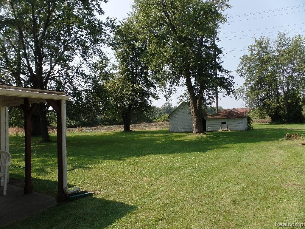 18308 Inkster Road Romulus, MI 48174 - Photo 8 of 35