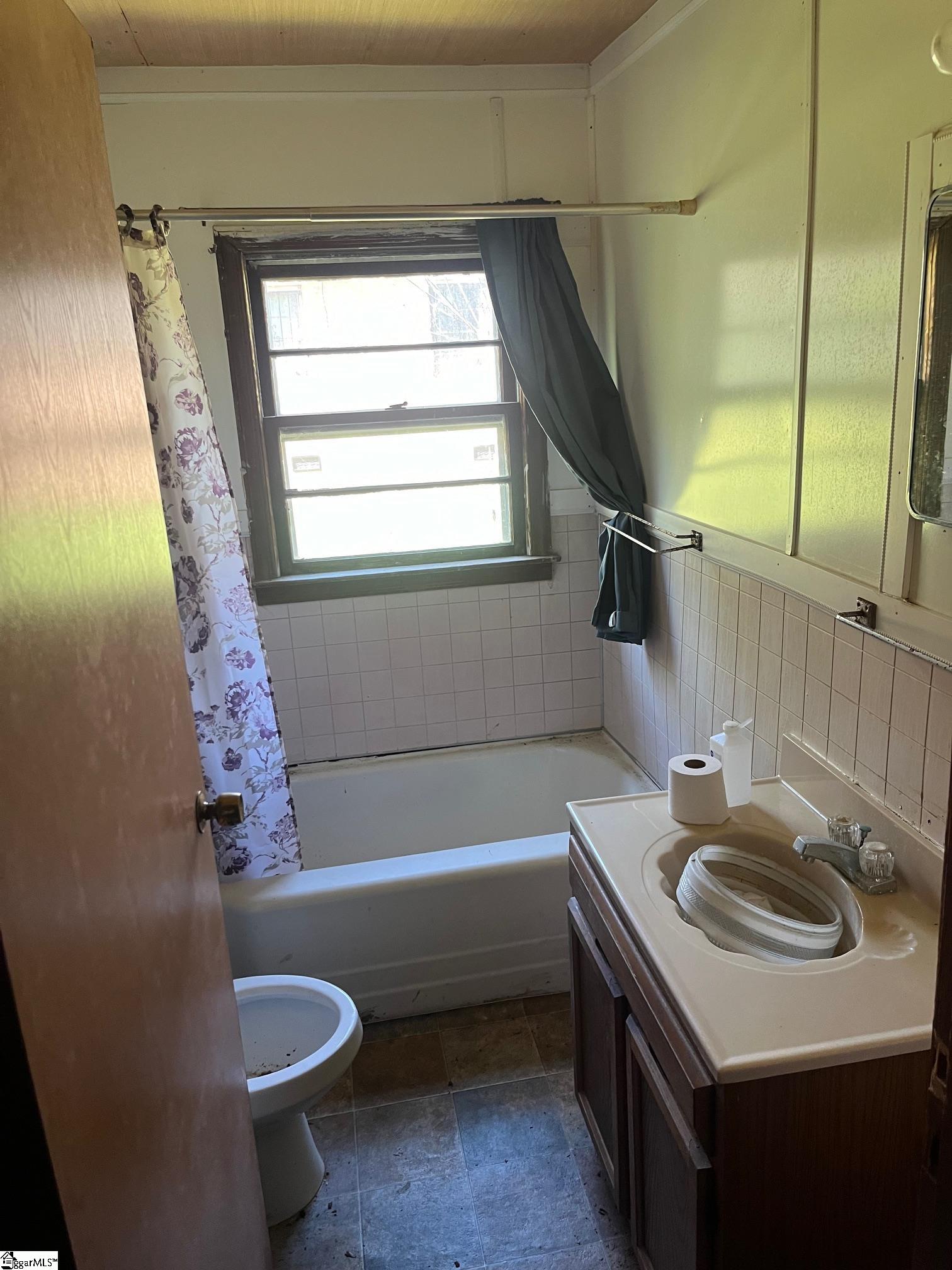 212 Bell St Circle Clinton, SC 29325 - Photo 7 of 13 Gallery Image 7