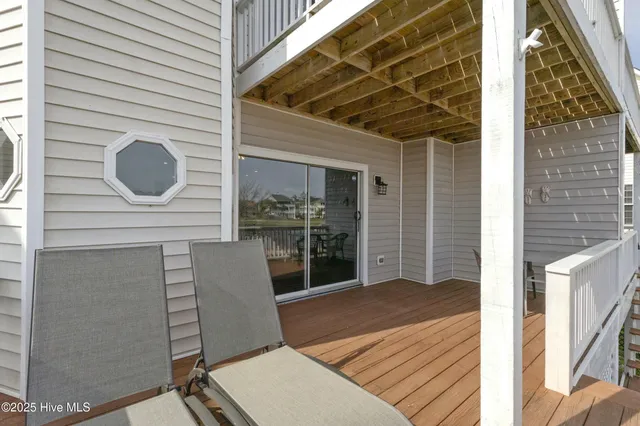 $635,000 | 304 Columbia Avenue, Unit B, Carolina Beach, NC 28428