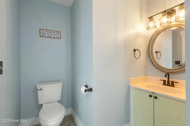 $635,000 | 304 Columbia Avenue, Unit B, Carolina Beach, NC 28428