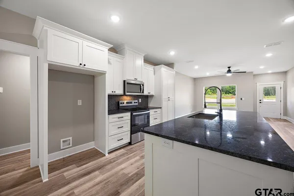 $1,750 | 437 Tara Lane, Troup, TX 75789