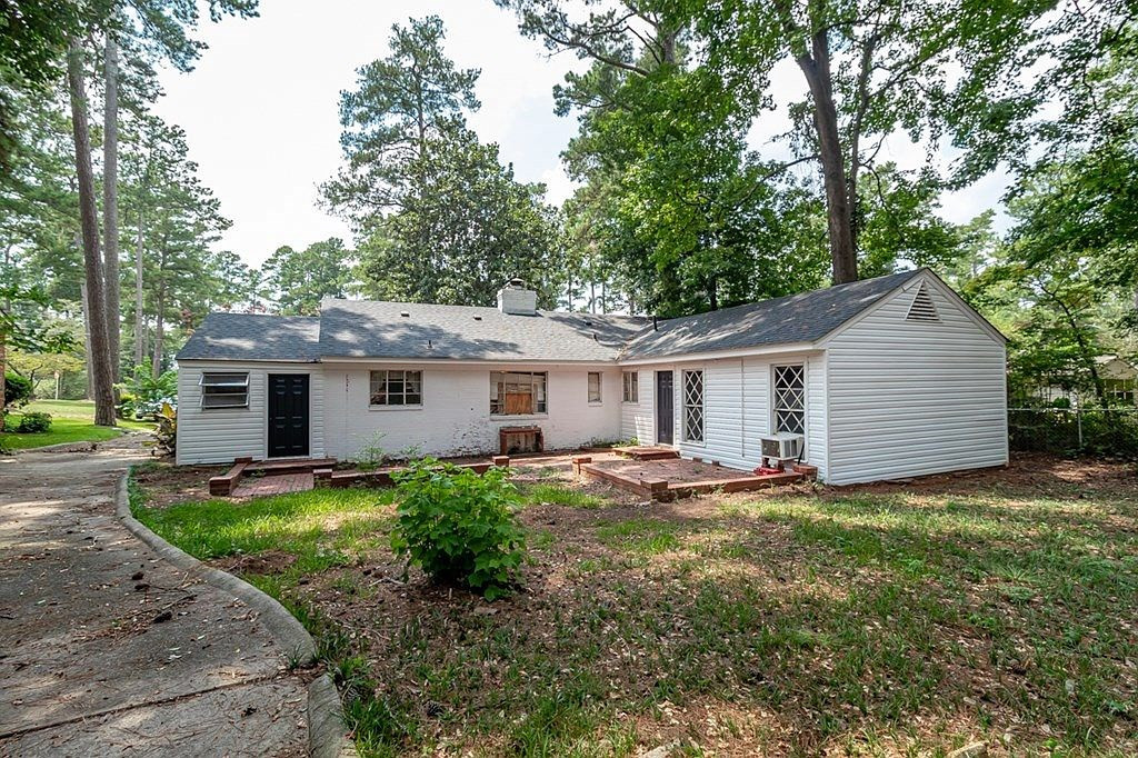 2417 Comanche Road Augusta, GA 30904 - Photo 15 of 21
