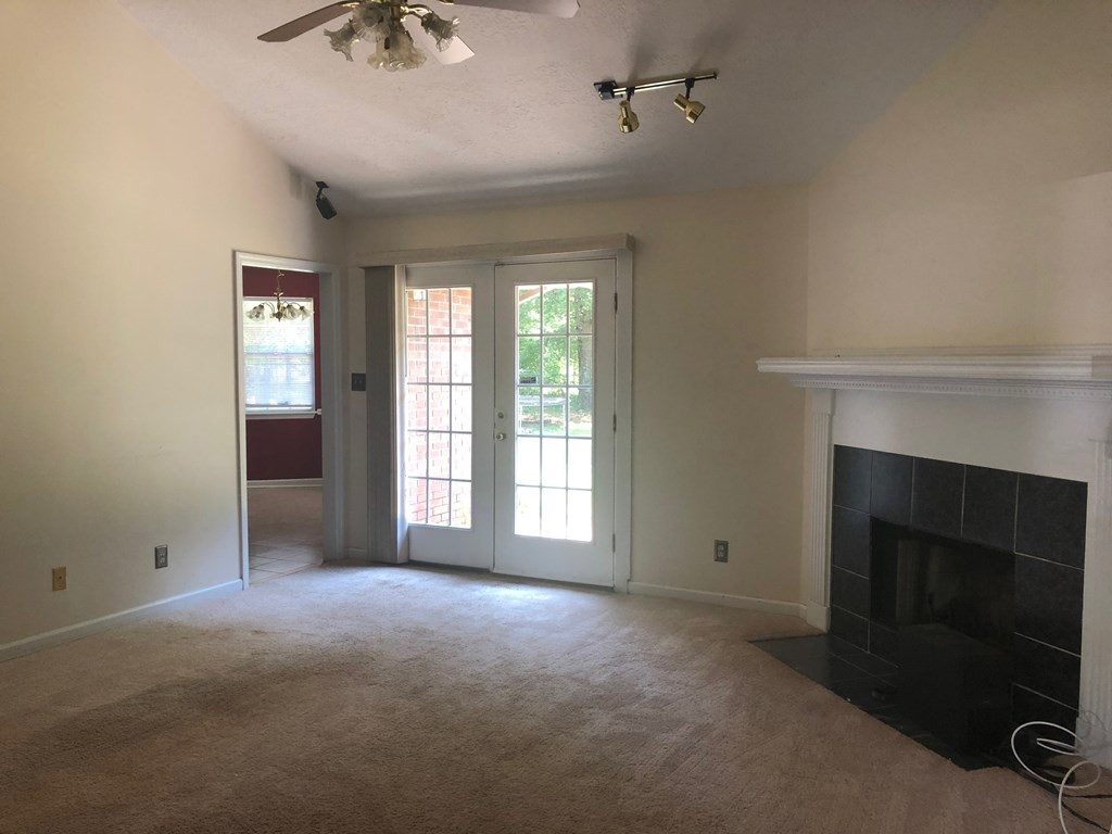 4312 Ascot Road Hephzibah, GA 30815 - Photo 3 of 17 Gallery Image 3