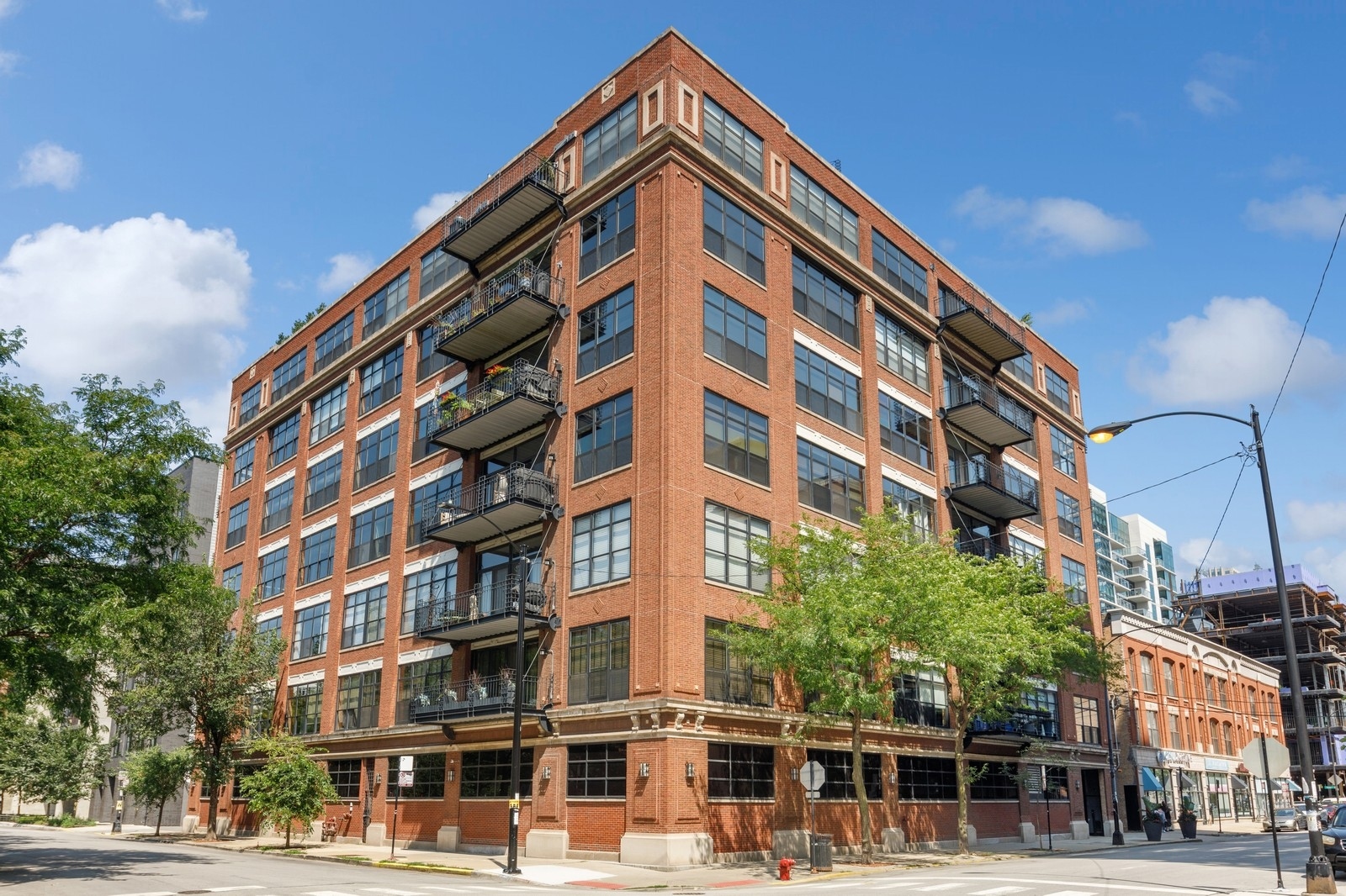 850 West Adams Street, Unit 5E Chicago, IL 60607 - Photo 2 of 34 Gallery Image 2