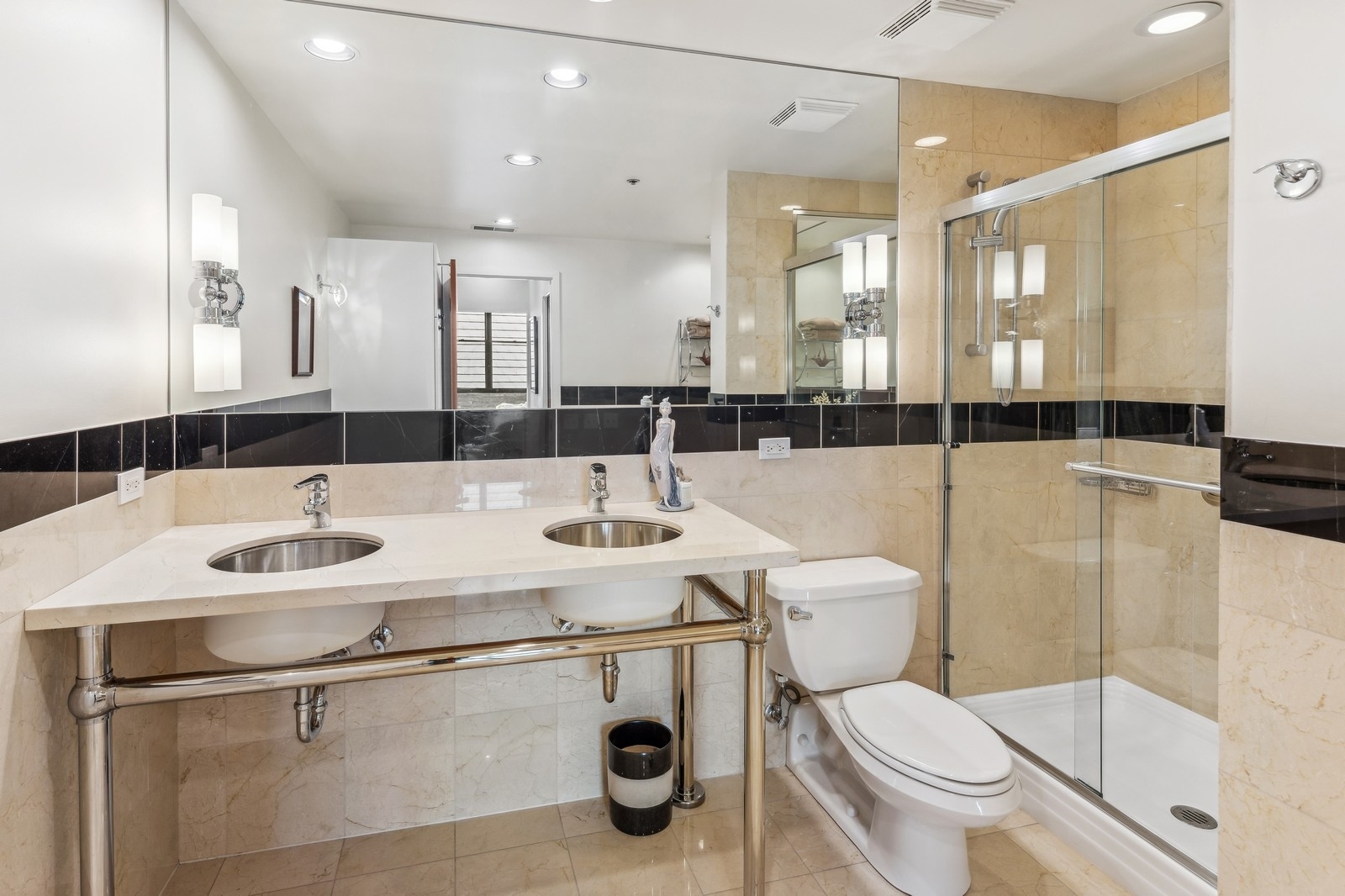 850 West Adams Street, Unit 5E Chicago, IL 60607 - Photo 28 of 34 Gallery Image 28