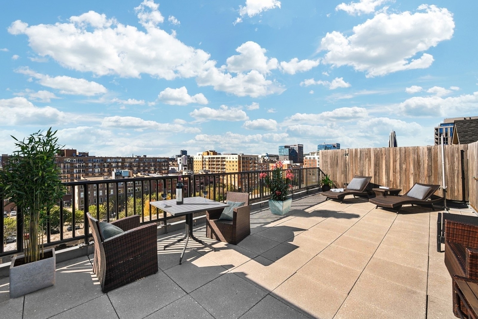 850 West Adams Street, Unit 5E Chicago, IL 60607 - Photo 31 of 34 Gallery Image 31