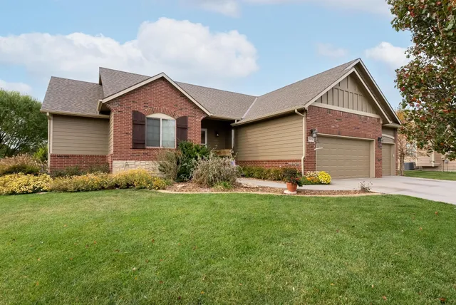 $389,500 | 3421 Bluestem, Rose Hill, KS 67133