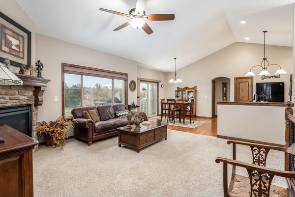 $389,500 | 3421 Bluestem, Rose Hill, KS 67133