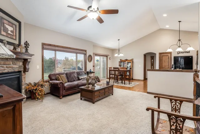 $389,500 | 3421 Bluestem, Rose Hill, KS 67133