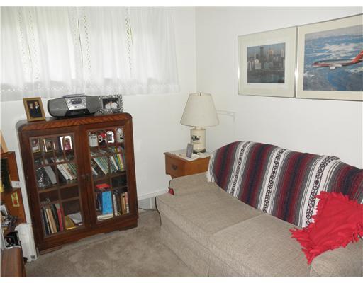 528 Naysmith Road North Versailles, PA 15137 - Photo 8 of 12 Bedroom.