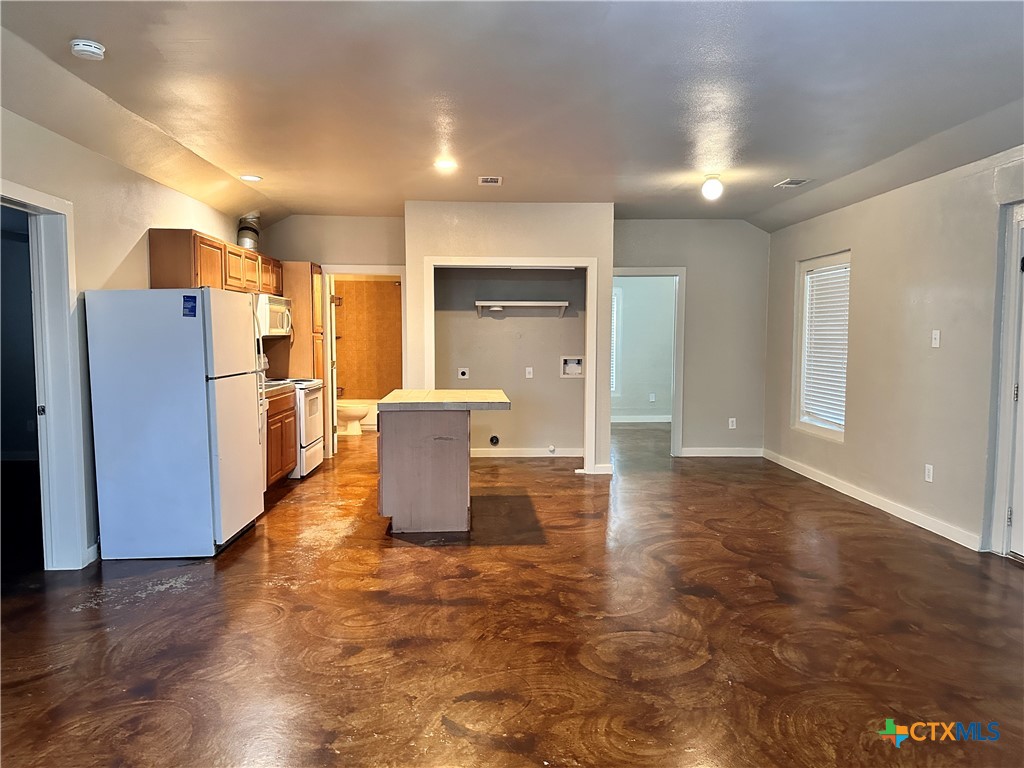 3340 Dacy Lane, Unit 7 Kyle, TX 78640 - Photo 4 of 18