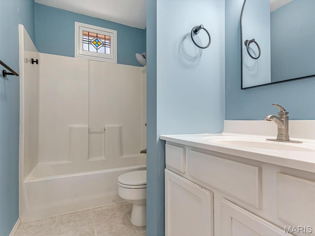 943 Sugar Loaf Hill Road Dupo, IL 62239 - Photo 8 of 17 Gallery Image 8