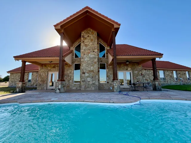 $4,950 | 8256 Highway 183, Gonzales, TX 78629