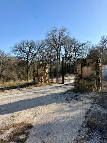 $7,500 | 8256 Highway 183, Gonzales, TX 78629