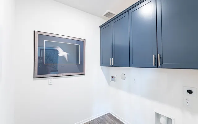 $459,990 | 101 Hollister Drive, Liberty Hill, TX 78642