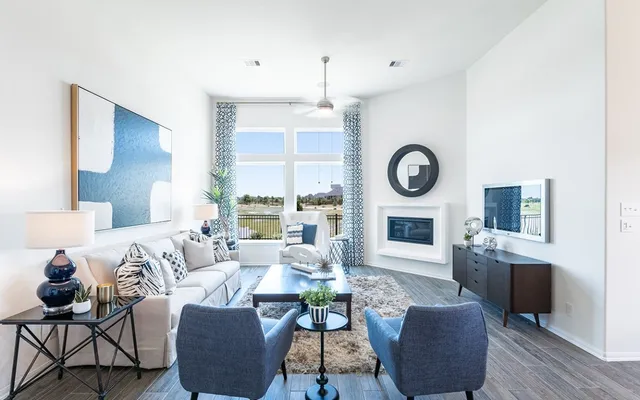 $459,990 | 101 Hollister Drive, Liberty Hill, TX 78642