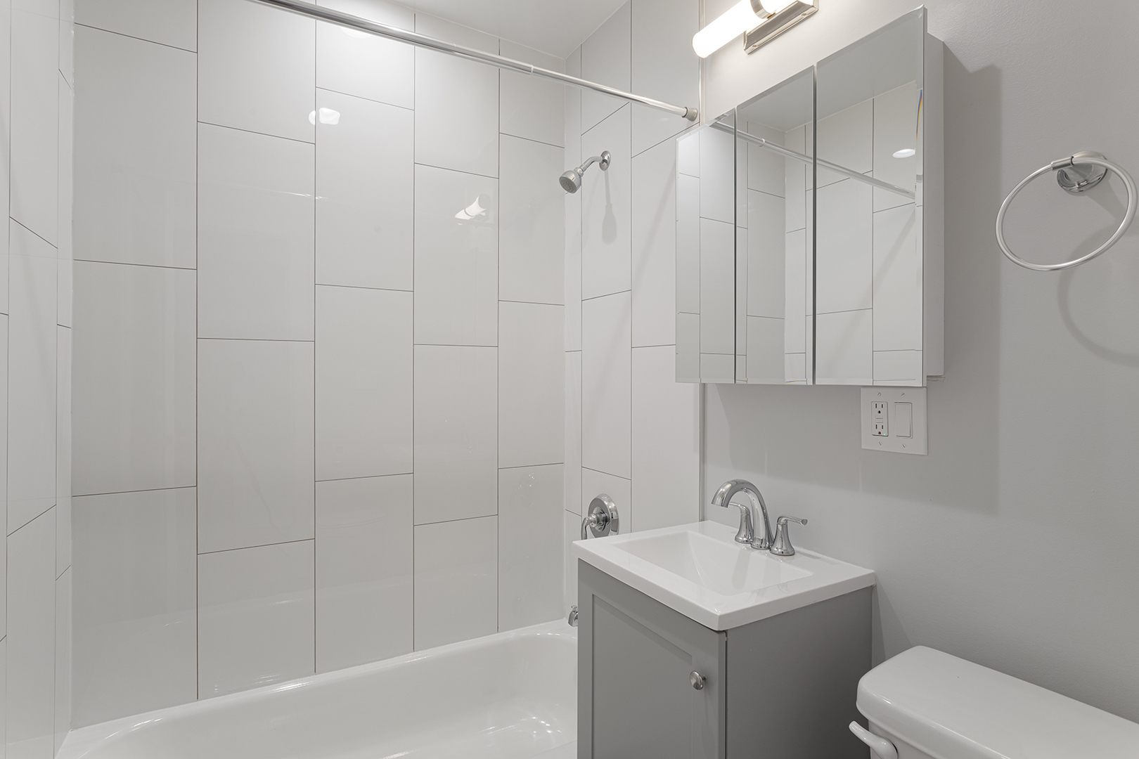 7070 North Sheridan Road, Unit 4S Chicago, IL 60626 - Photo 11 of 12