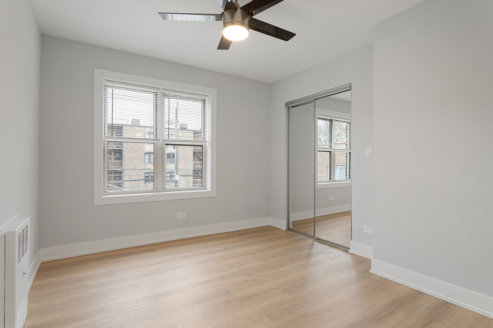 7070 North Sheridan Road, Unit 4S Chicago, IL 60626 - Photo 9 of 12