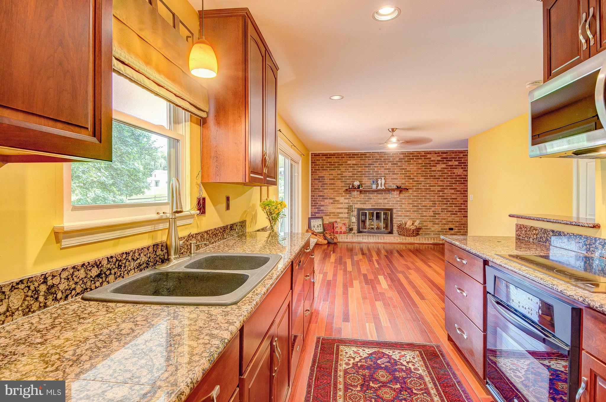 2616 Apple Way Dunkirk, MD 20754 - Photo 5 of 29 a spacious bathroom with a sink and a bathtub