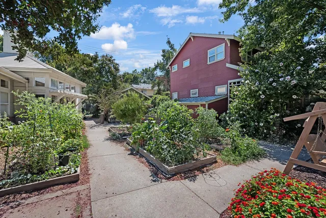 $539,000 | 2008 5th Street, Unit 15, Sacramento, CA 95811