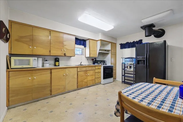 $270,000 | 4907 North Howard Street, Spokane, WA 99205