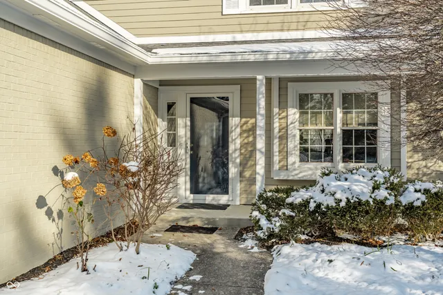 $799,900 | 3312 Bay Rd S Drive, Indianapolis, IN 46240