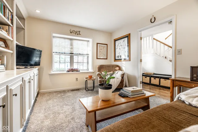 $799,900 | 3312 Bay Rd S Drive, Indianapolis, IN 46240