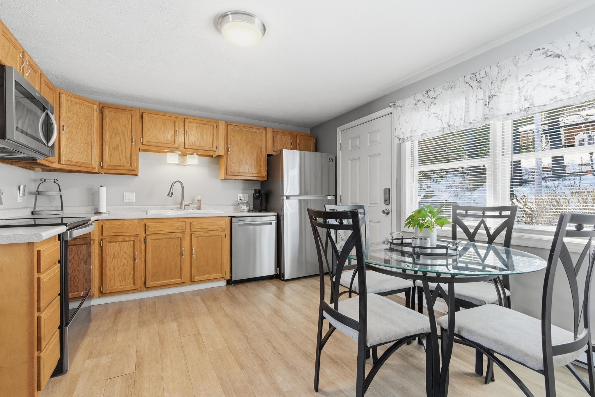 1619 Front Street, Unit 3 Manchester, NH 03102 - Photo 3 of 17