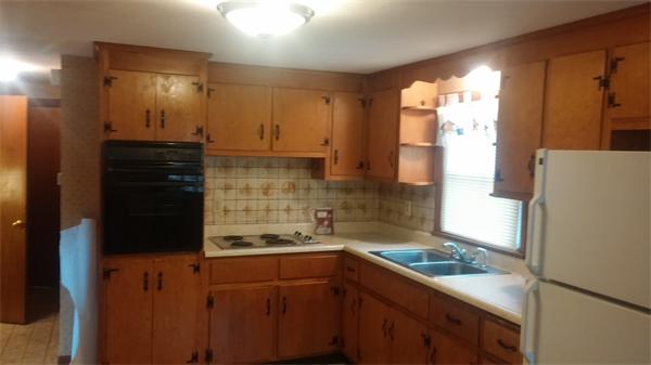 120 Ridgewood Drive Russell, MA 01071 - Photo 10 of 19 Gallery Image 10