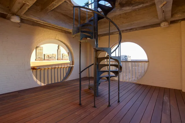 $180,000 | 66 Monroe Avenue, Unit 504, Memphis, TN 38103