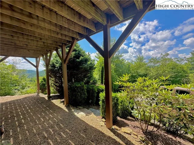 $774,000 | 6365 Julius Drive, Newland, NC 28657