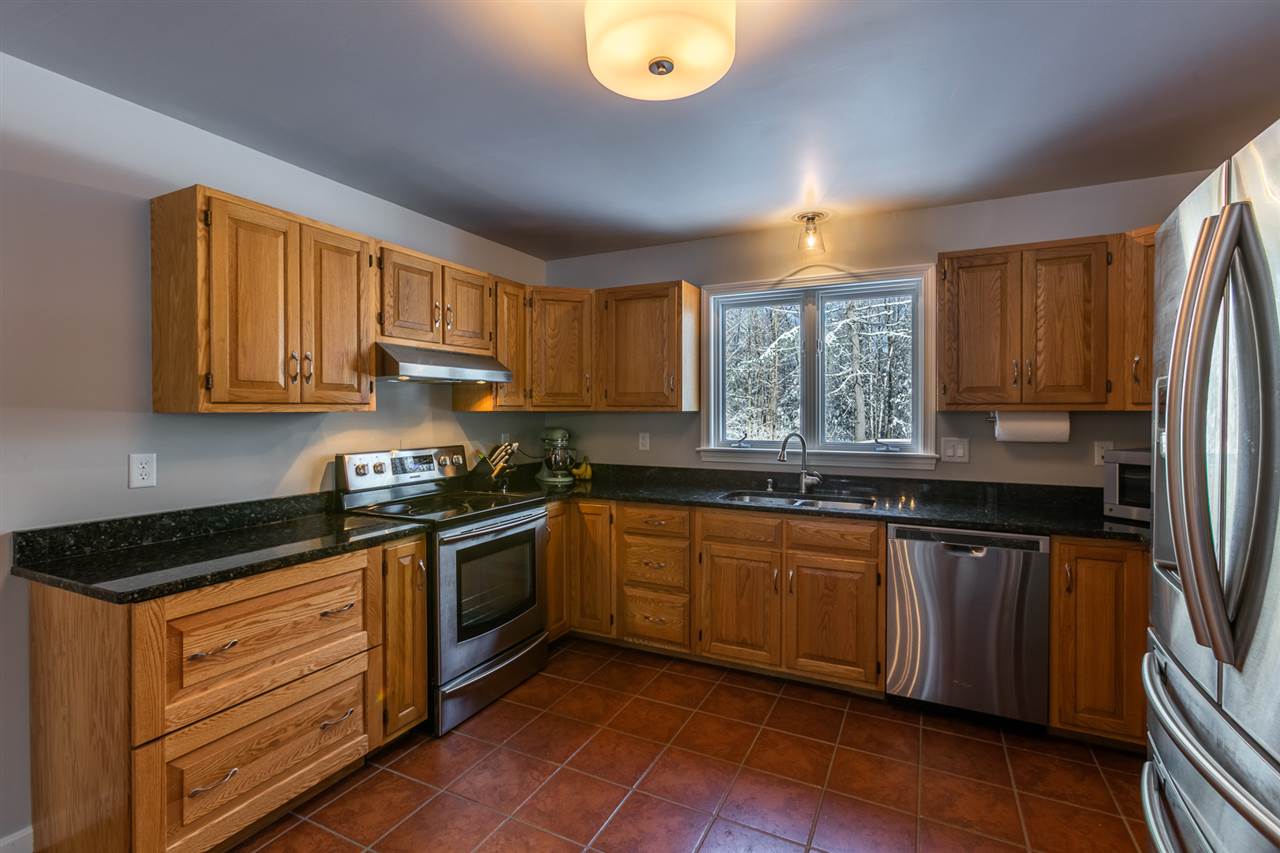 81 Cross Road Lebanon, NH 03766 - Photo 2 of 28