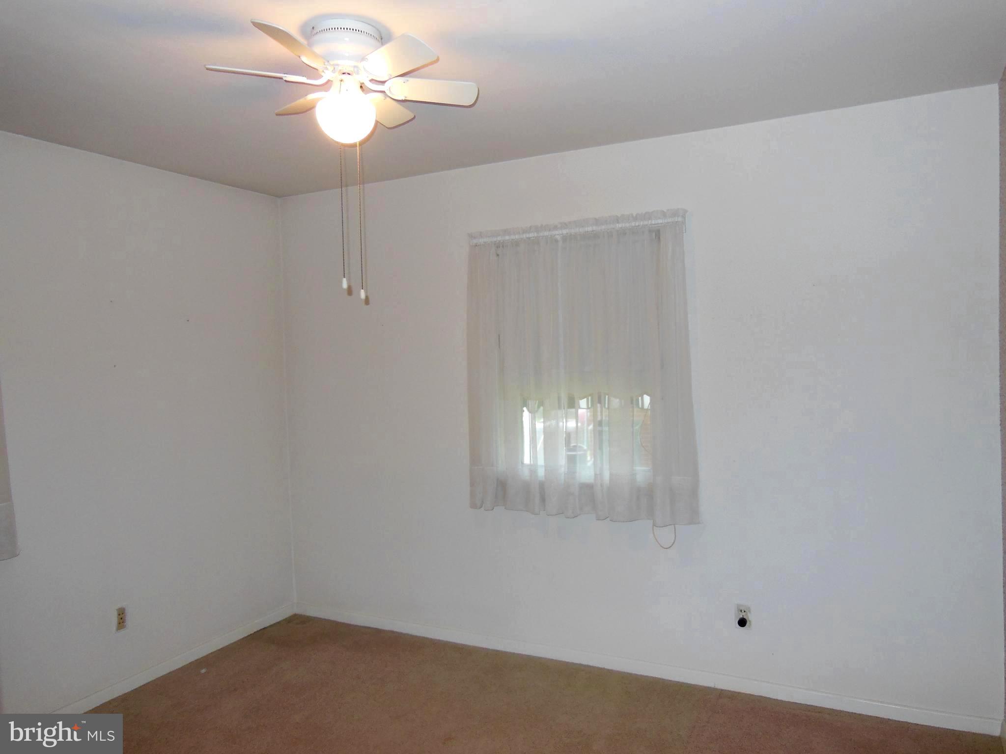 922 Seminole Road Frederick, MD 21701 - Photo 16 of 26 Bedroom 2