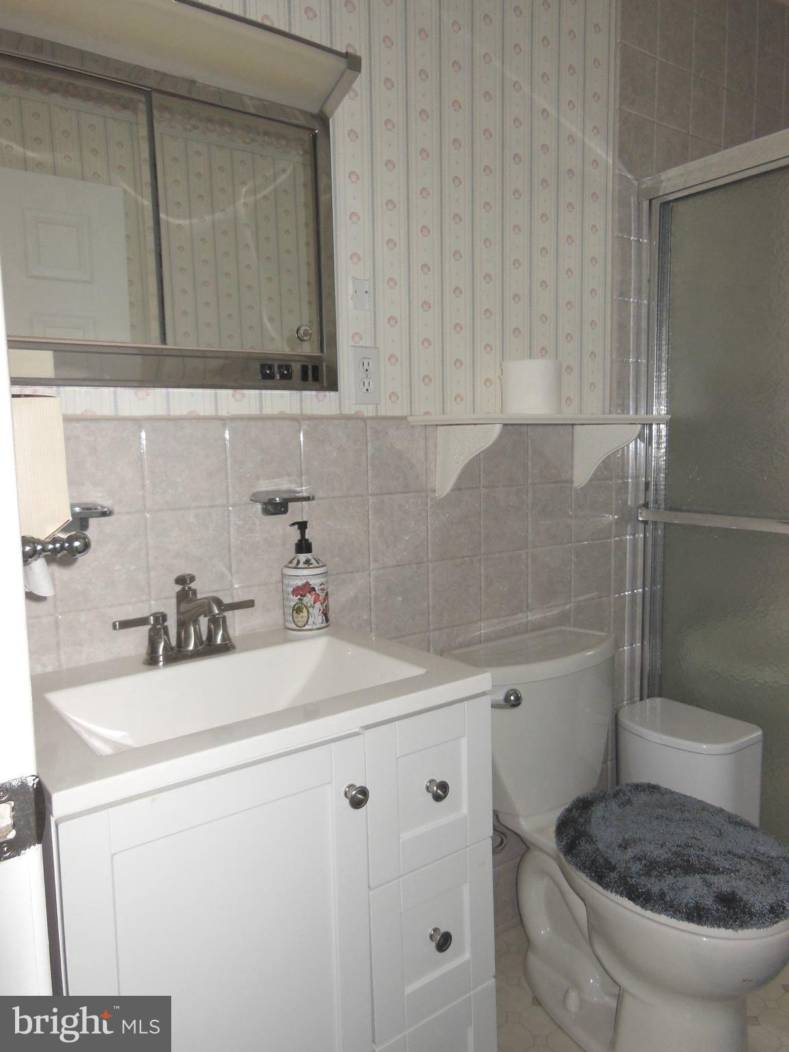 922 Seminole Road Frederick, MD 21701 - Photo 18 of 26 Full Bath