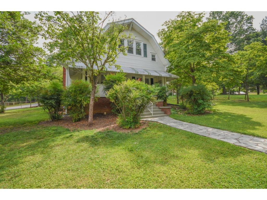 319 Broad Street Erwin, TN 37650 - Photo 2 of 36 Photo 2