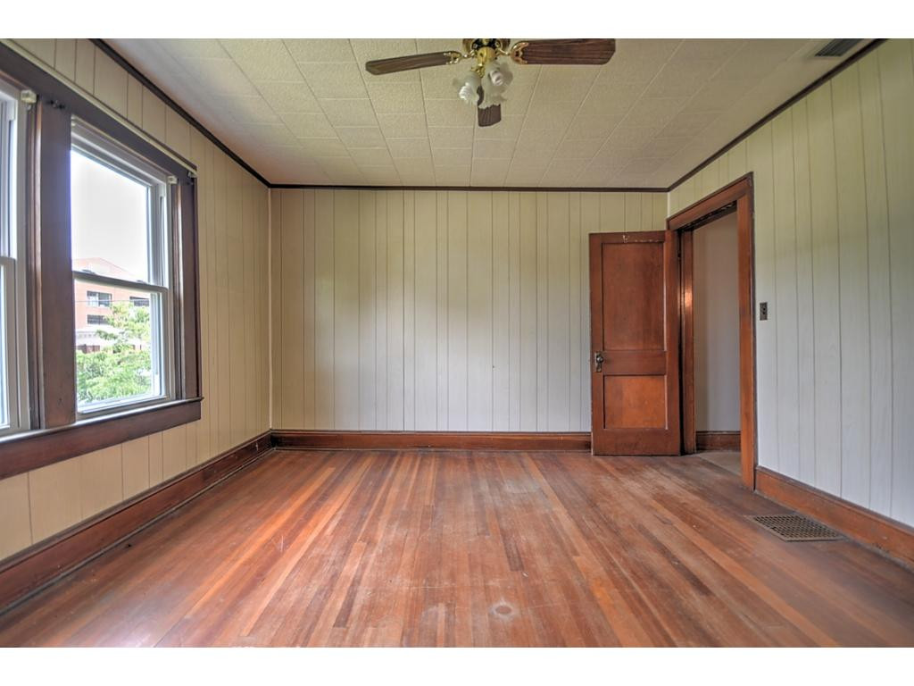 319 Broad Street Erwin, TN 37650 - Photo 24 of 36 Photo 24