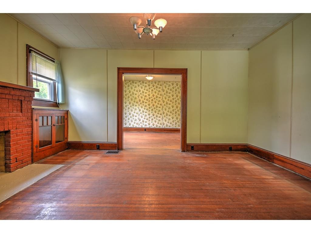 319 Broad Street Erwin, TN 37650 - Photo 5 of 36 Original hardwood floors
