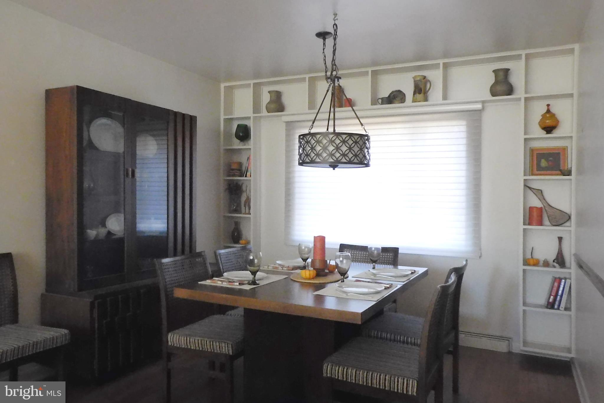 13 Litle Avenue Riverside, NJ 08075 - Photo 11 of 42 DINING AREA ADJACENT TO KITCHEN