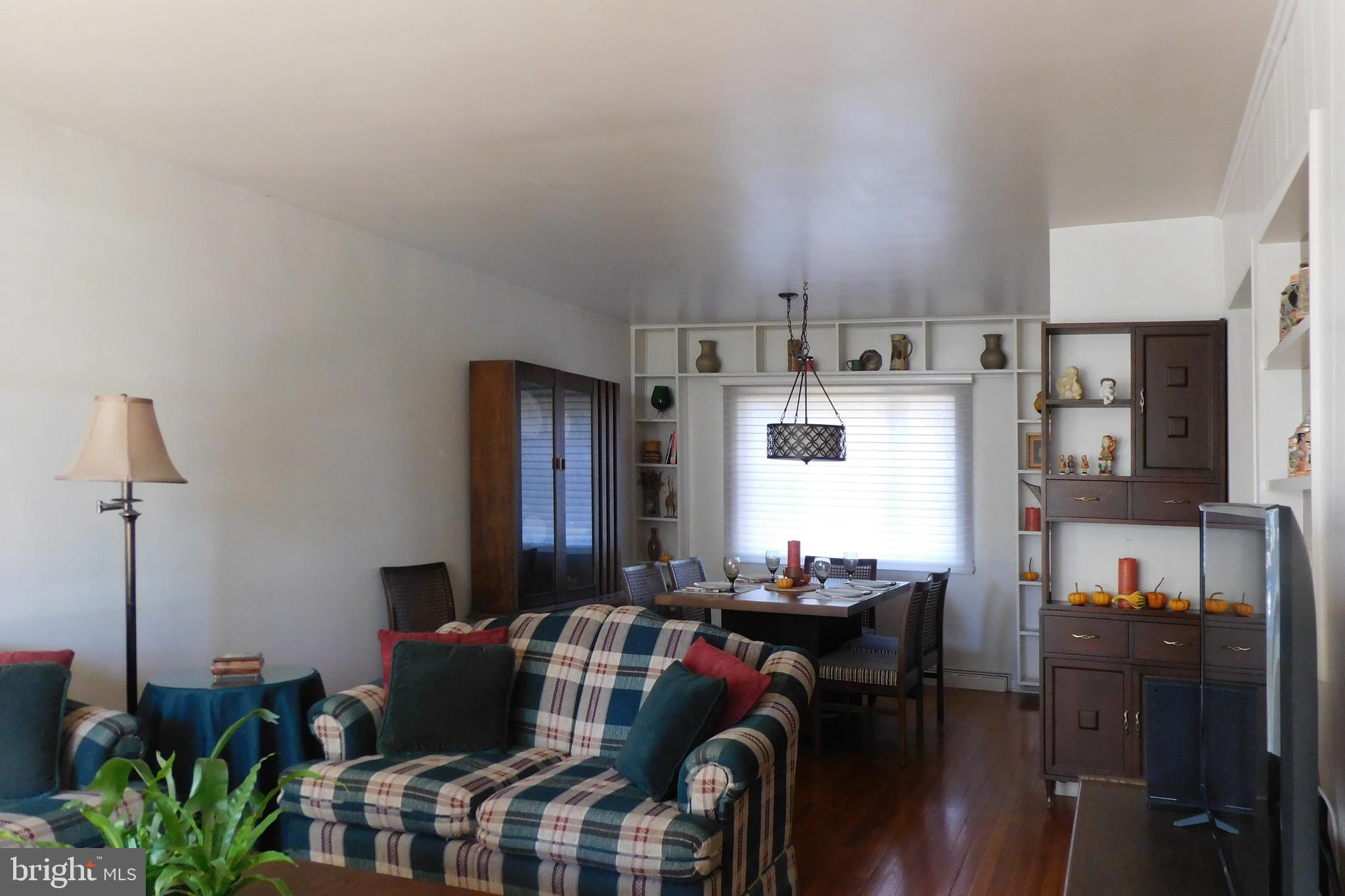 13 Litle Avenue Riverside, NJ 08075 - Photo 13 of 42 LIVING ROOM ALSO SHOWING DINING AREA