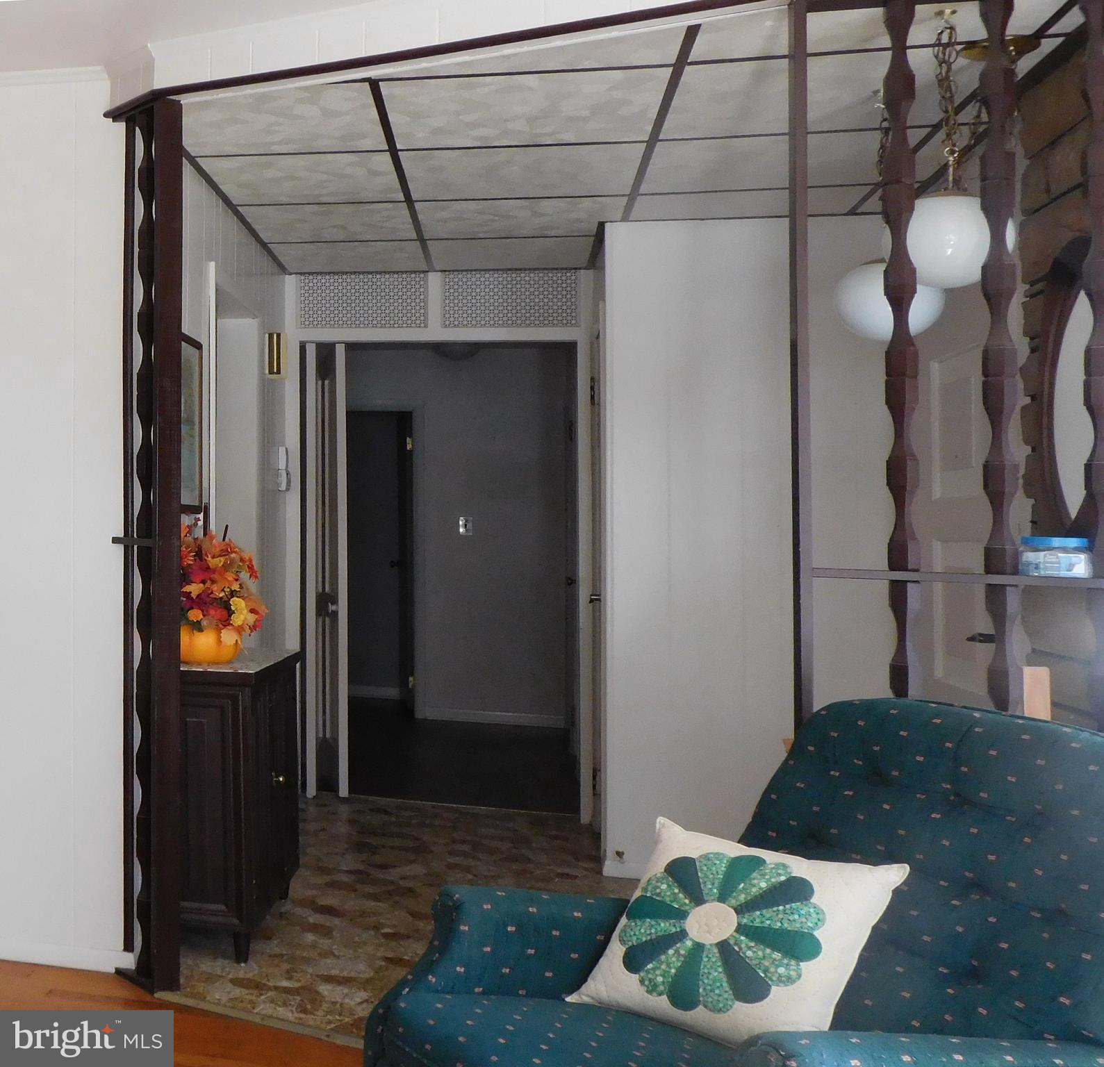 13 Litle Avenue Riverside, NJ 08075 - Photo 10 of 42 ENTRANCE FOYER