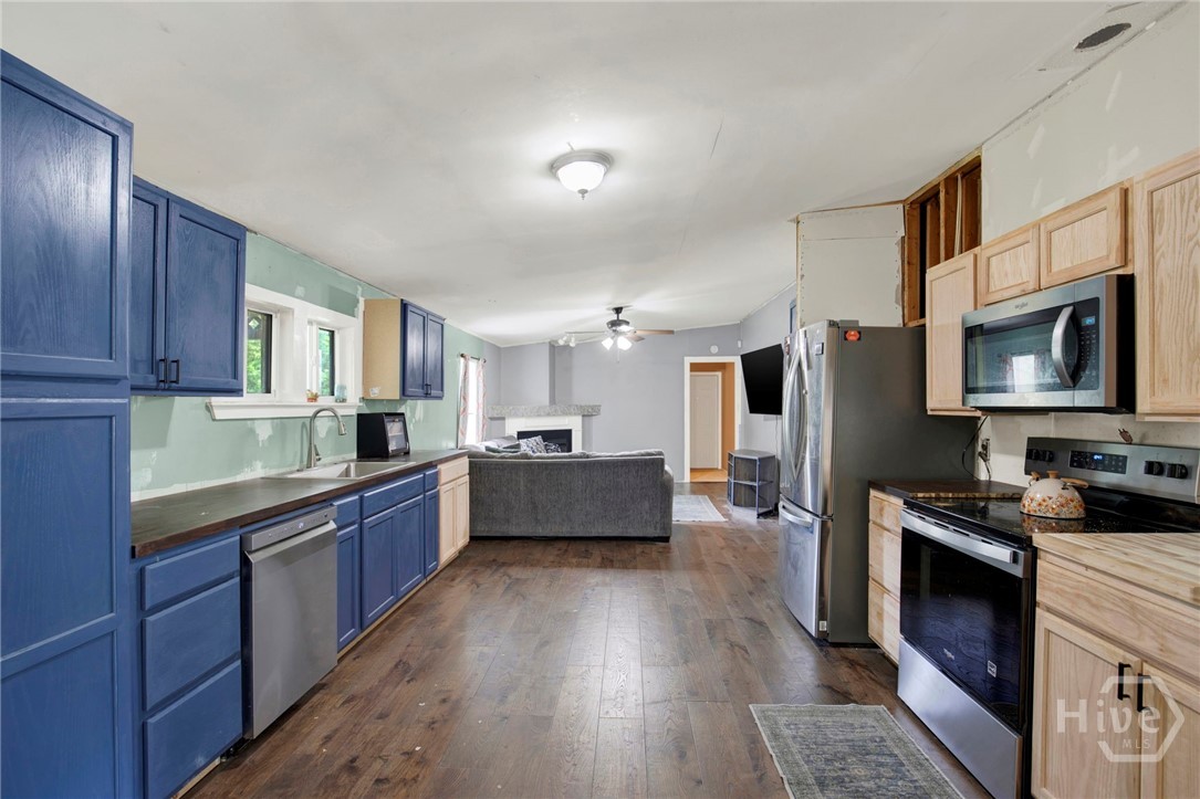 126 Oak Street Rincon, GA 31326 - Photo 7 of 33 Kitchen