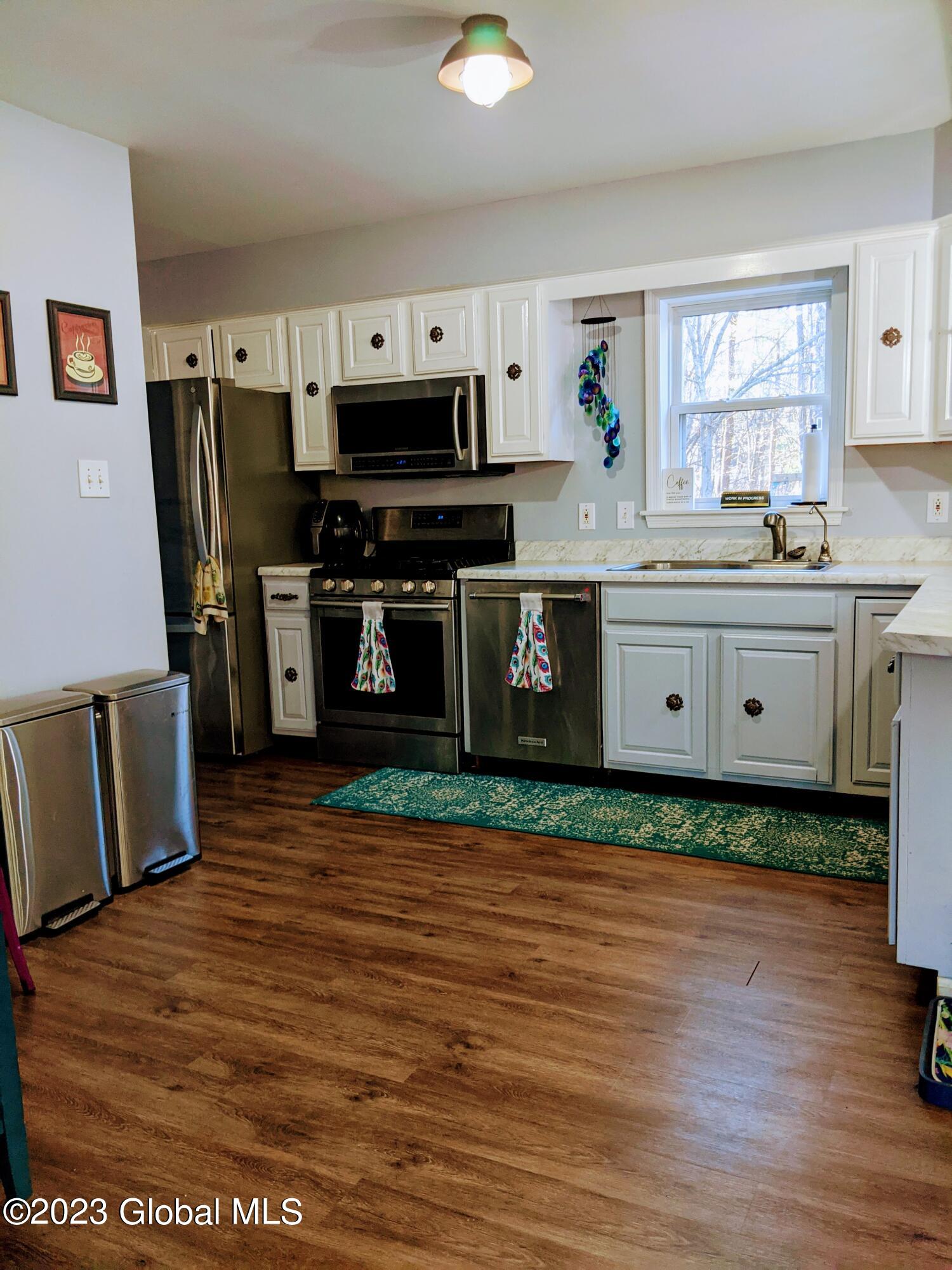 68 Jones Road Wilton, NY 12866 - Photo 4 of 9 PXL_20231222_191716824.MP